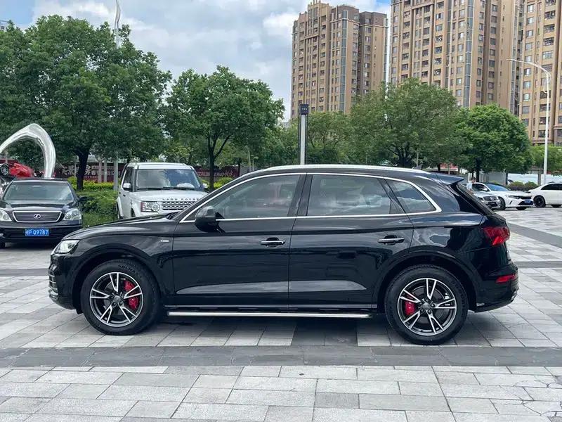 Audi Q5L 2018 40 TFSI Luxury Fashion Edition (National V Emission Standard) — миниатюра 4