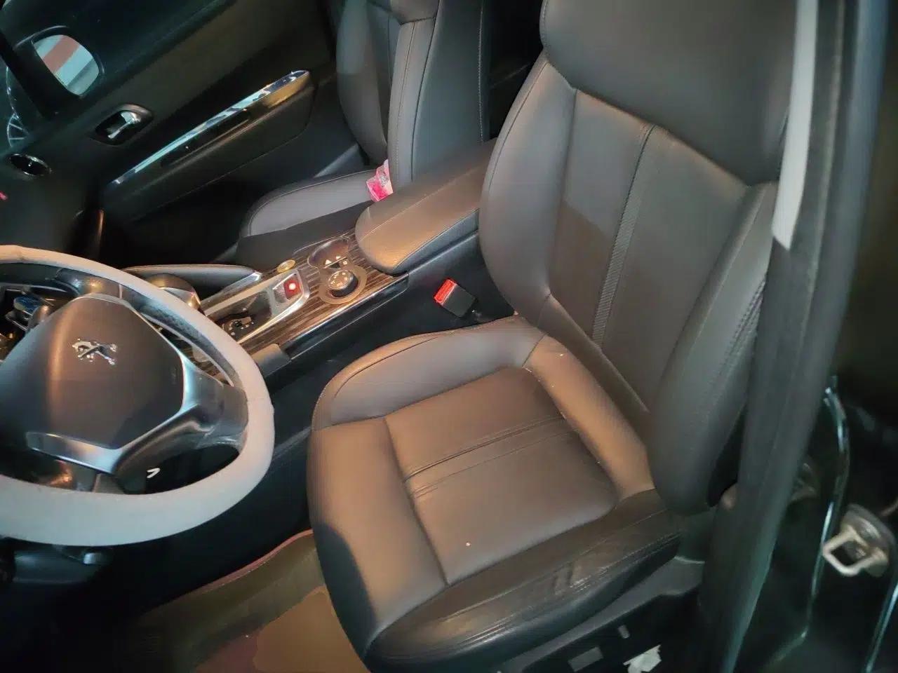 Peugeot 3008 2015 1.6THP Automatic Classic Edition — миниатюра 12