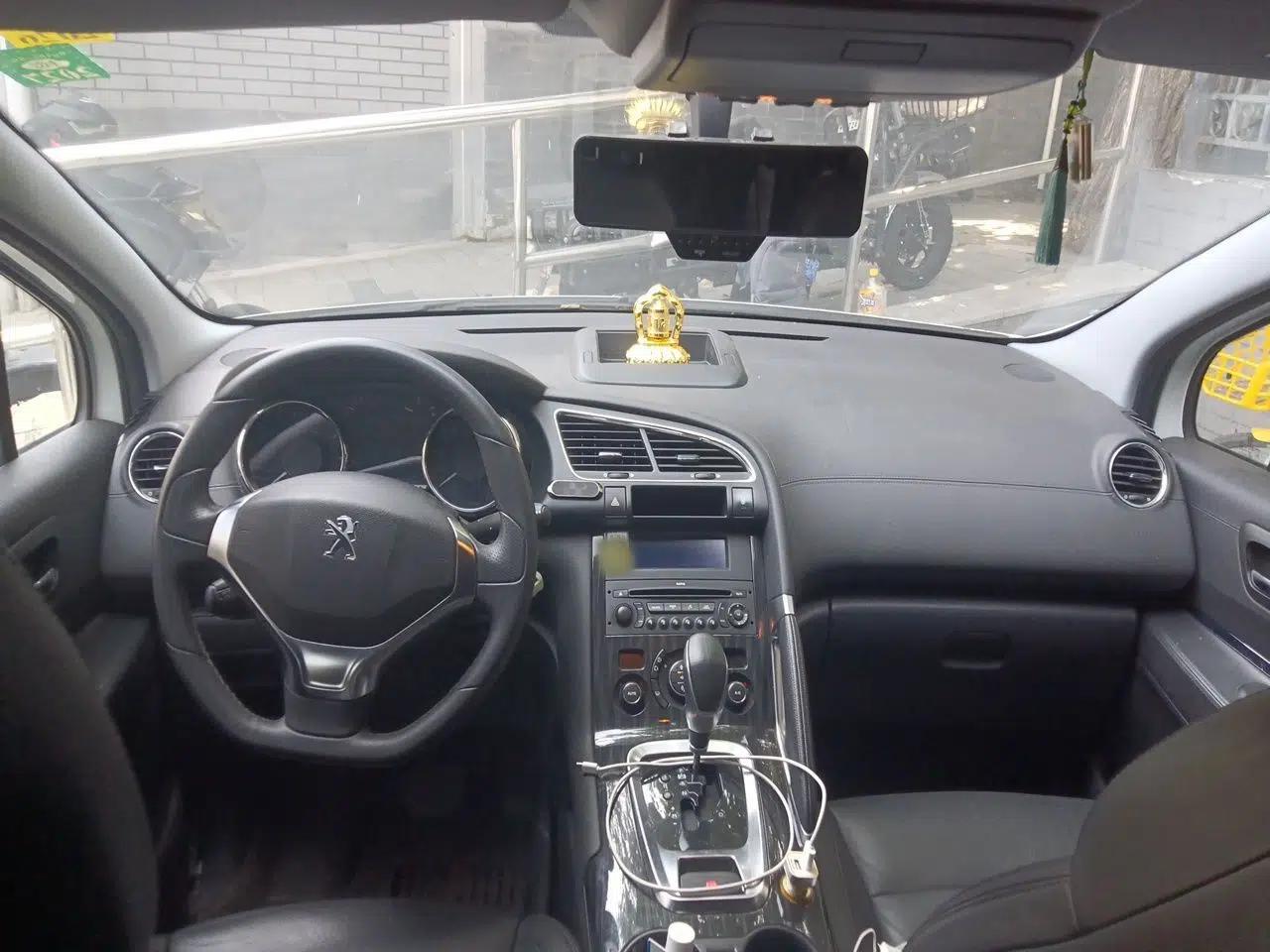 Peugeot 3008 2013 2.0L Automatic Trend Edition — миниатюра 9