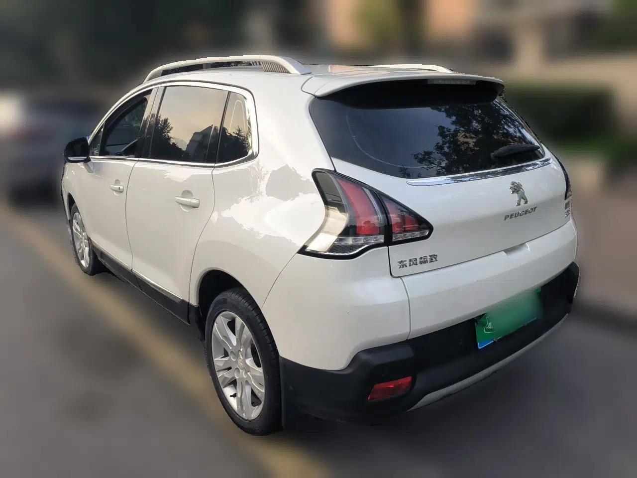 Peugeot 3008 2016 2.0L Automatic Classic Edition — миниатюра 4