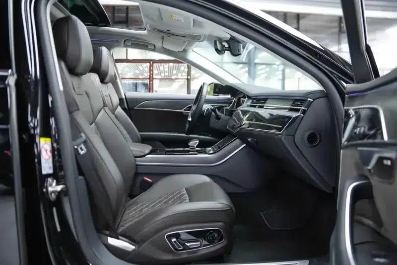 2021 Audi A8 A8L 50 TFSI quattro Comfort — миниатюра 13