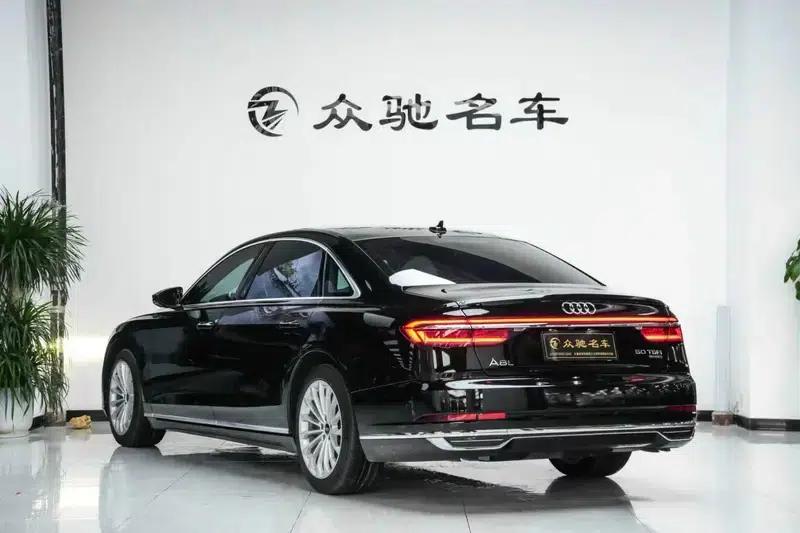 2021 Audi A8 A8L 50 TFSI quattro Comfort — миниатюра 4
