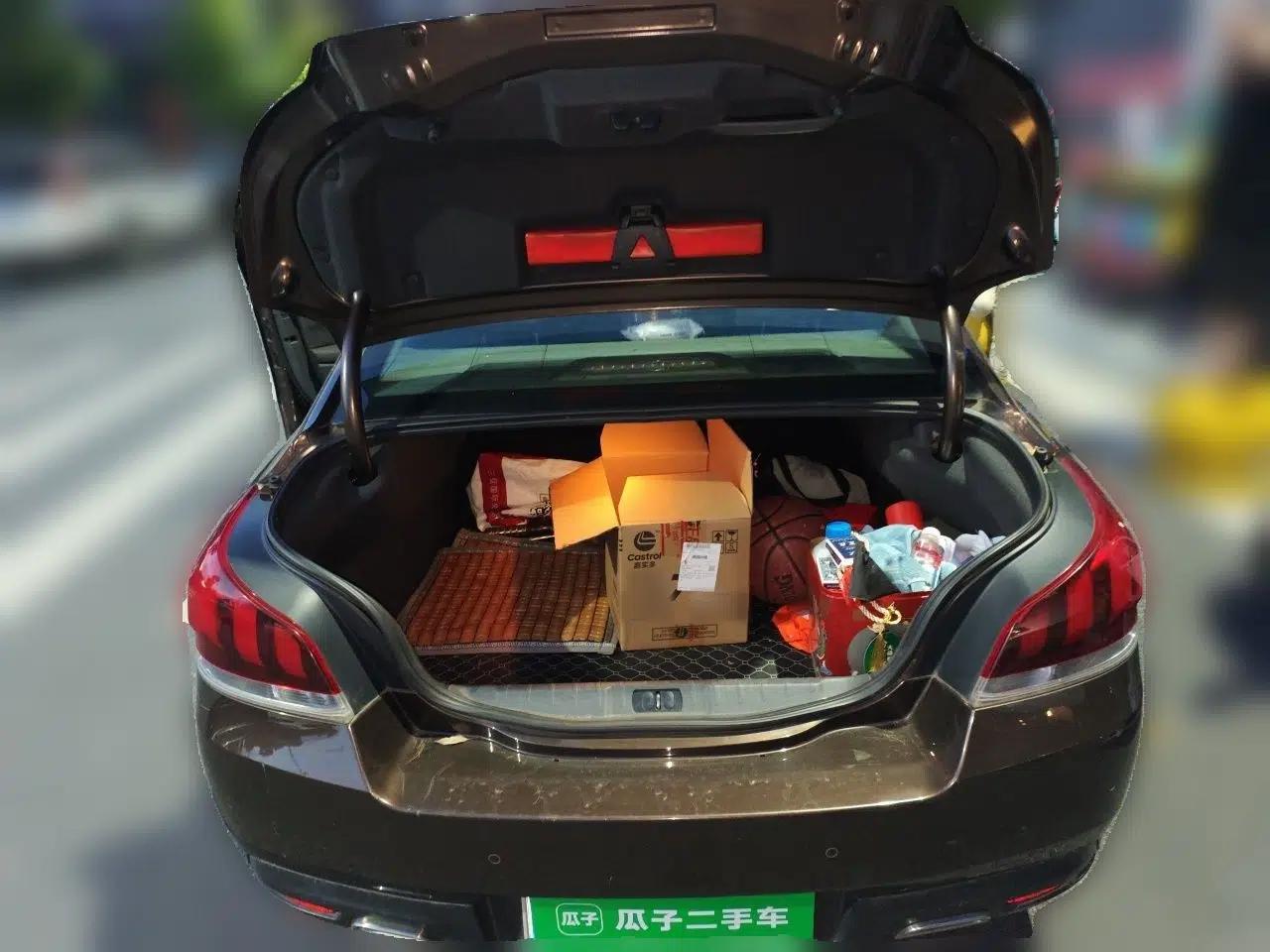 Peugeot 508 2015 2.0L Automatic Zhiyi Edition — миниатюра 19