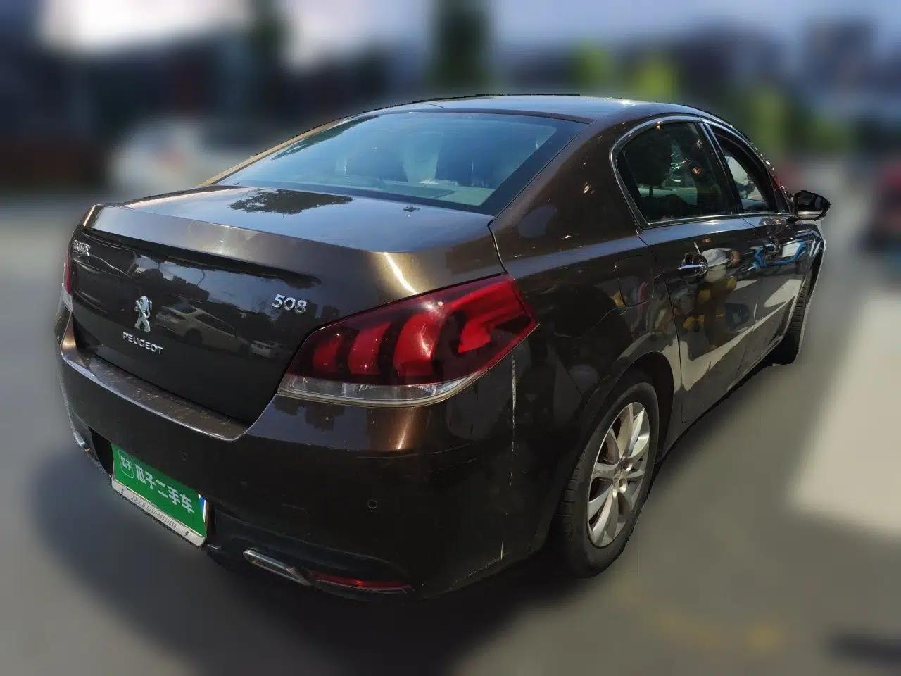 Peugeot 508 2015 2.0L Automatic Zhiyi Edition — миниатюра 6