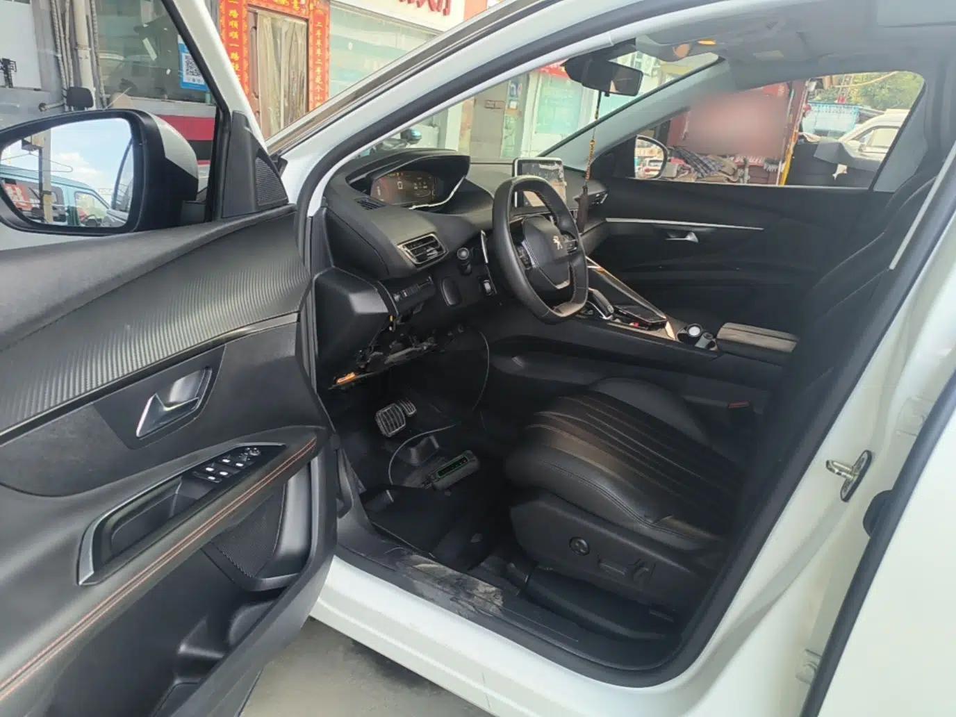 Peugeot 4008 2018 350THP Elite Edition — миниатюра 18