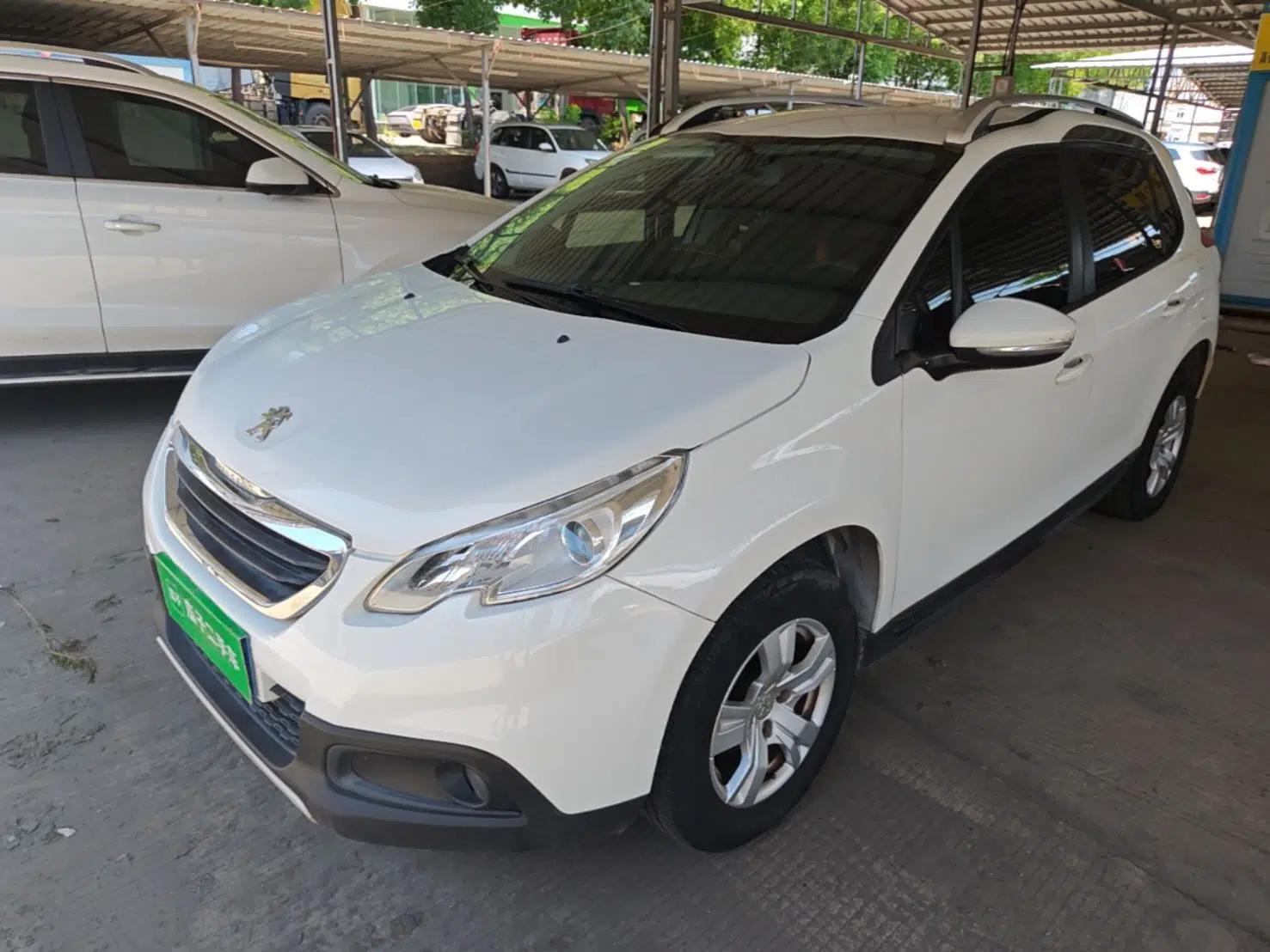 Peugeot 2008 2014 1.6L Automatic Trend Edition — миниатюра 1