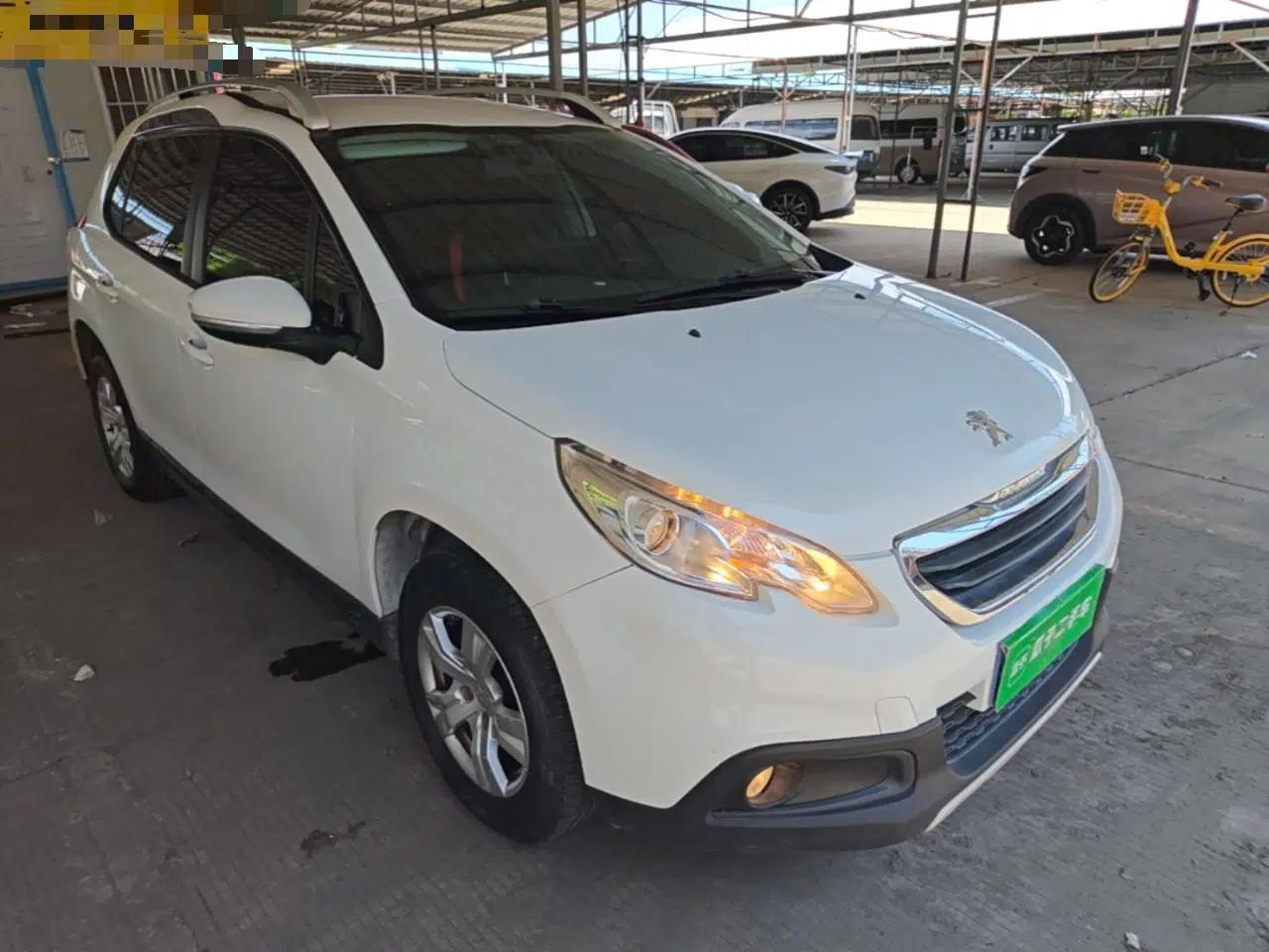 Peugeot 2008 2014 1.6L Automatic Trend Edition — миниатюра 3