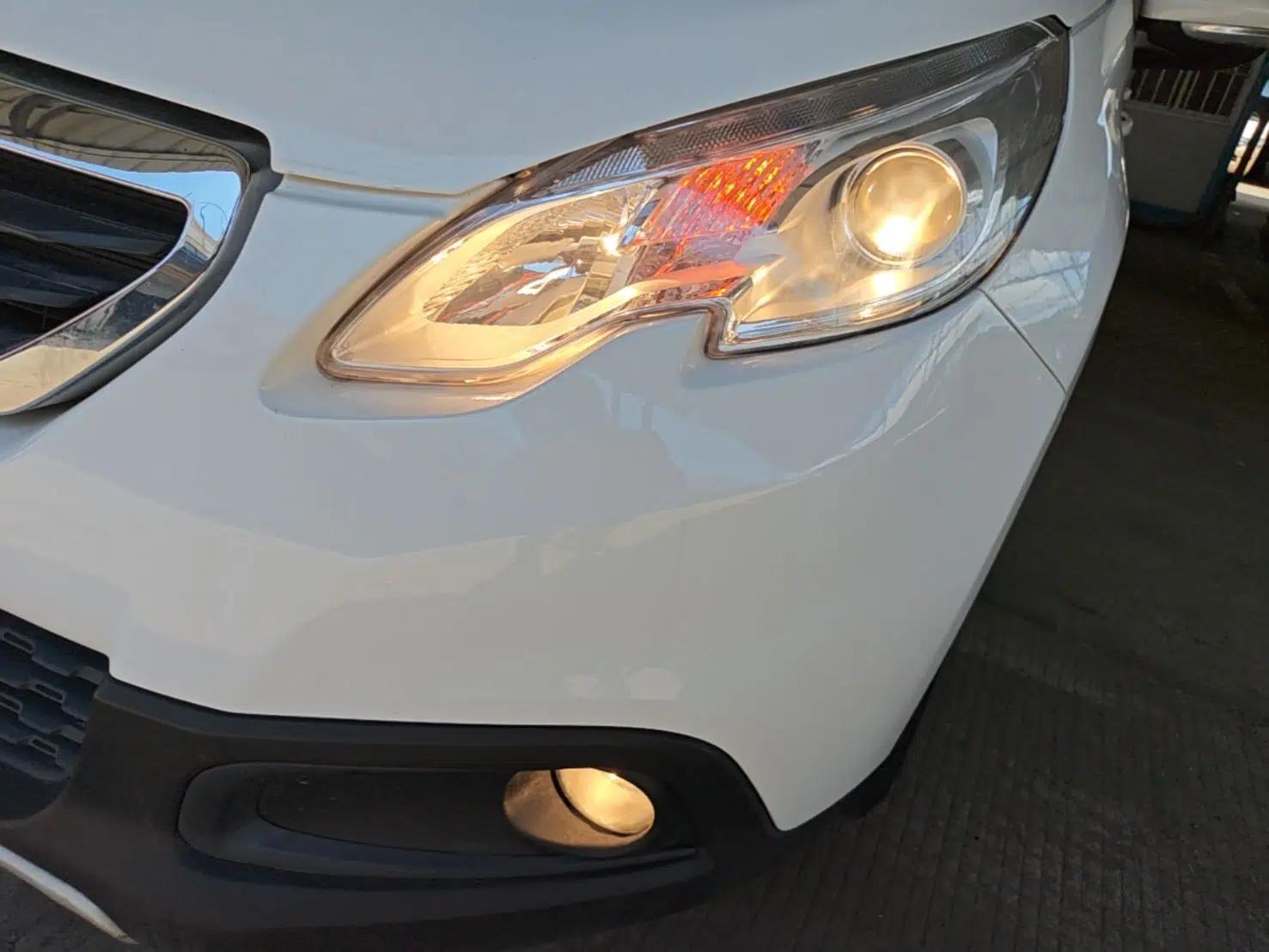 Peugeot 2008 2014 1.6L Automatic Trend Edition — миниатюра 8