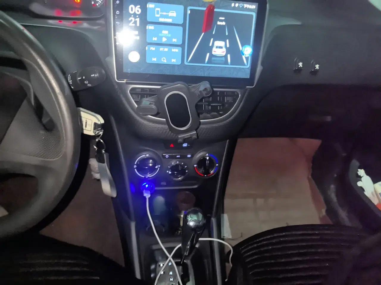 Peugeot 2008 2014 1.6L Automatic Trend Edition — миниатюра 13