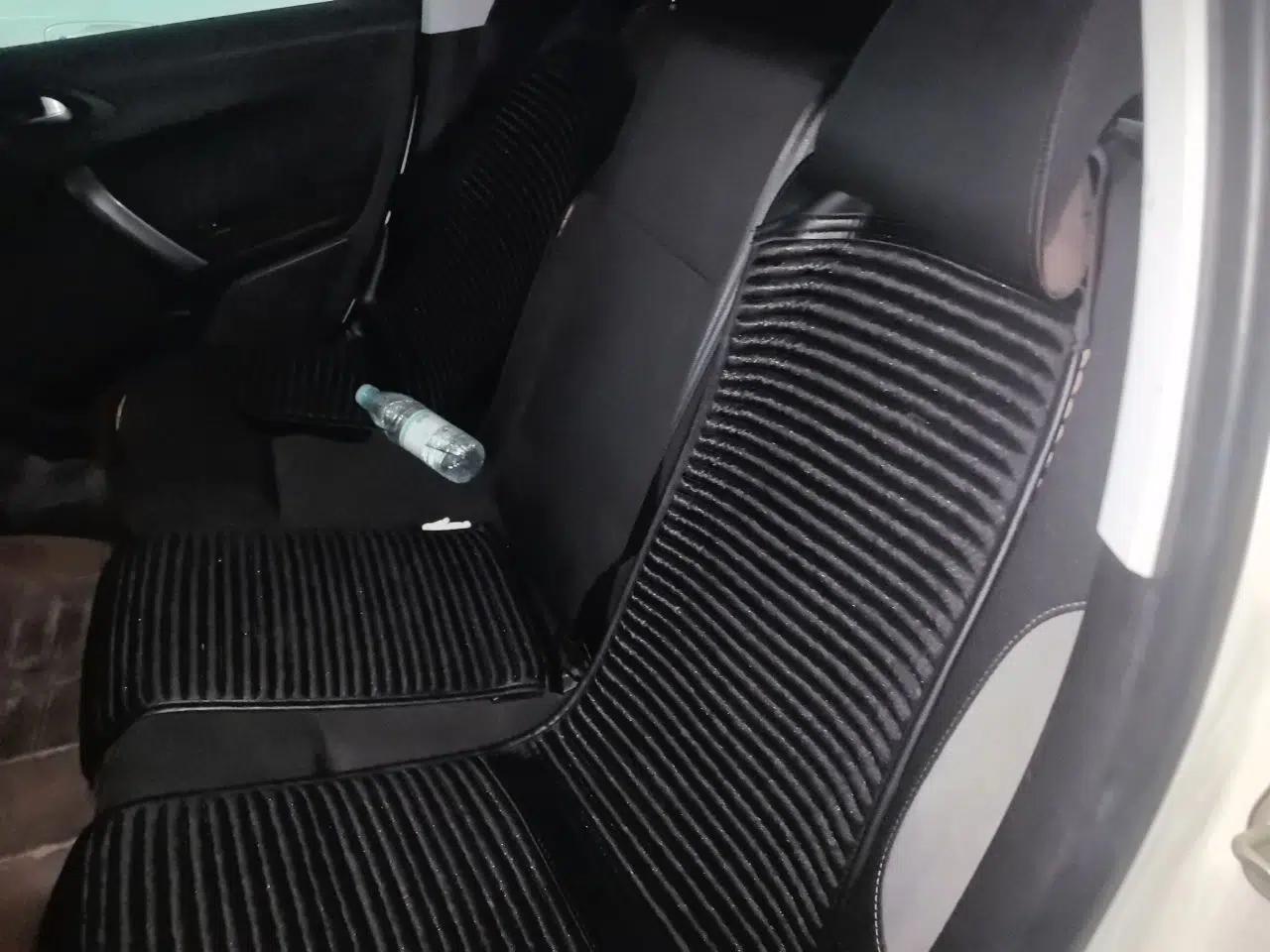 Peugeot 2008 2014 1.6L Automatic Trend Edition — миниатюра 17
