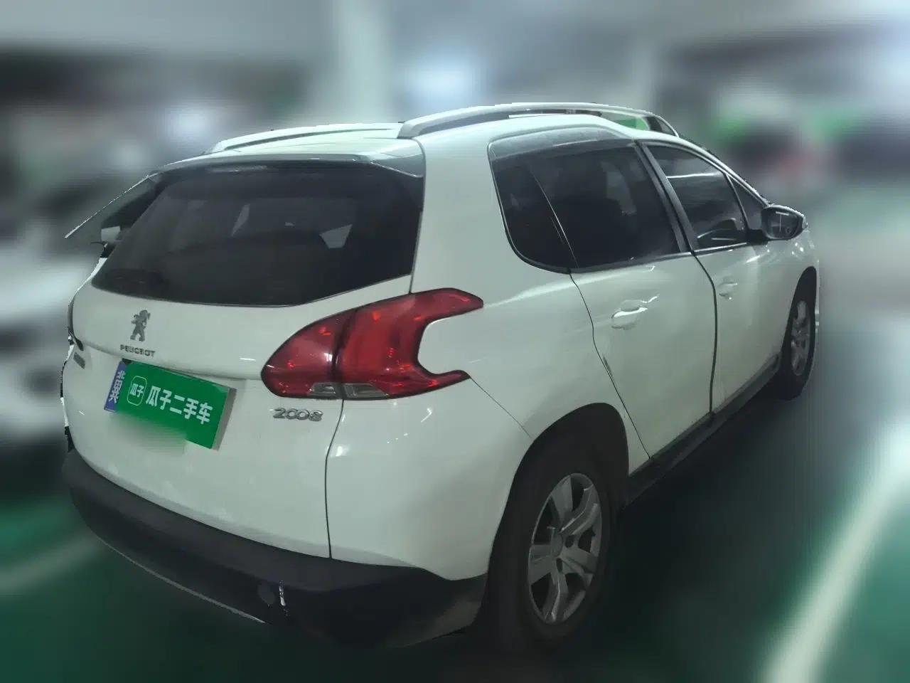 Peugeot 2008 2014 1.6L Automatic Trend Edition — миниатюра 6