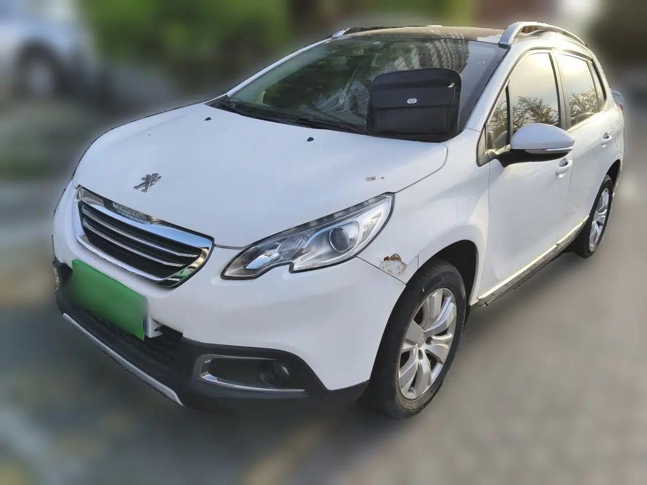 Peugeot 2008 2014 1.6L Automatic Fashion Edition — миниатюра 1