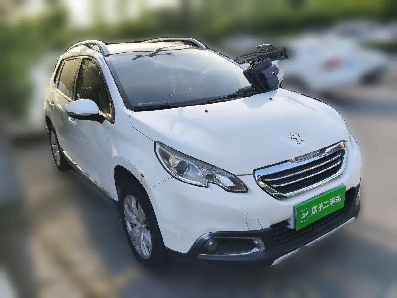 Peugeot 2008 2014 1.6L Automatic Fashion Edition — миниатюра 3