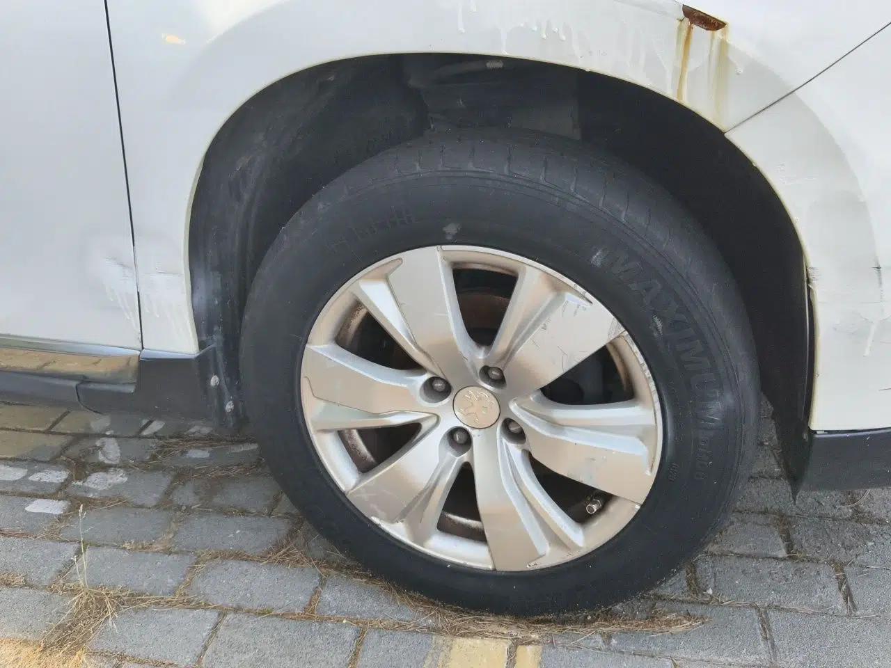 Peugeot 2008 2014 1.6L Automatic Fashion Edition — миниатюра 8