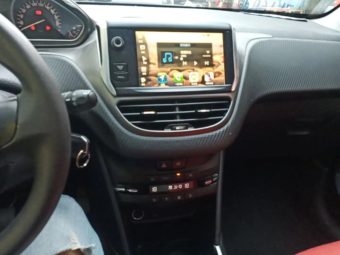 Peugeot 2008 2014 1.6L Manual Fashion Edition — миниатюра 15