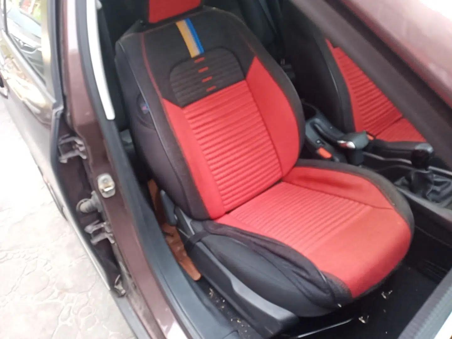 Peugeot 2008 2014 1.6L Manual Fashion Edition — миниатюра 19