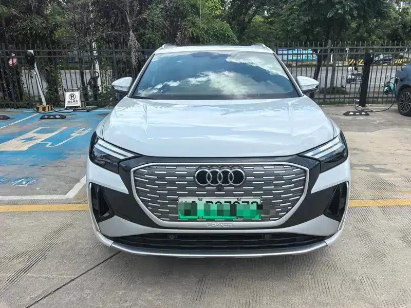 Audi Q4 e-tron 2023 Model 40 e-tron Adventure Edition — миниатюра 2