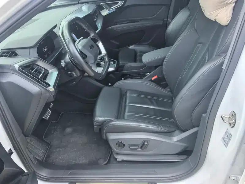 Audi Q4 e-tron 2023 Model 40 e-tron Adventure Edition — миниатюра 18