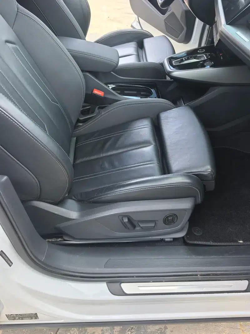 Audi Q4 e-tron 2023 Model 40 e-tron Adventure Edition — миниатюра 19