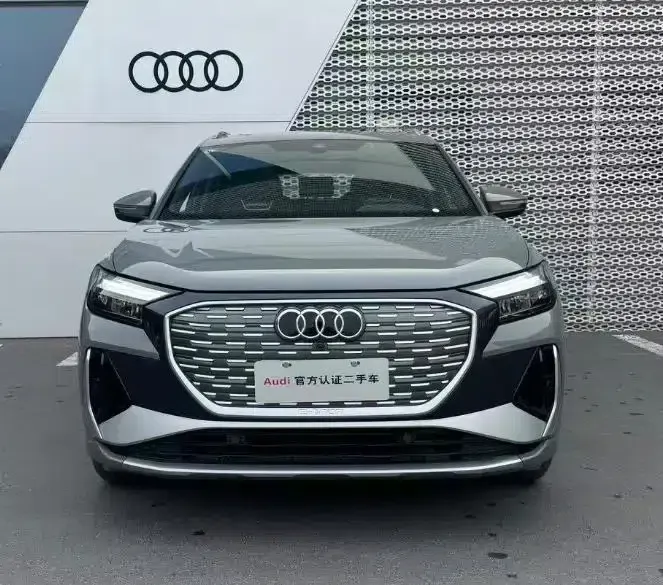 Audi Q4 e-tron 2024 Model 40 e-tron Adventure Edition — миниатюра 2