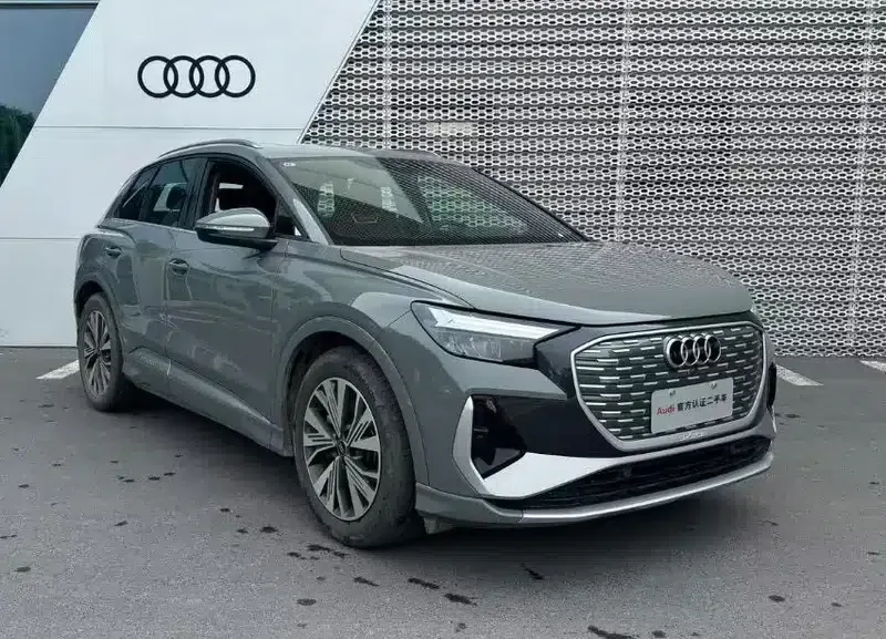 Audi Q4 e-tron 2024 Model 40 e-tron Adventure Edition — миниатюра 3