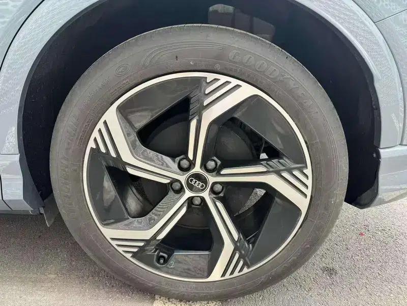 Audi Q4 e-tron 2024 Model 40 e-tron Adventure Edition — миниатюра 9