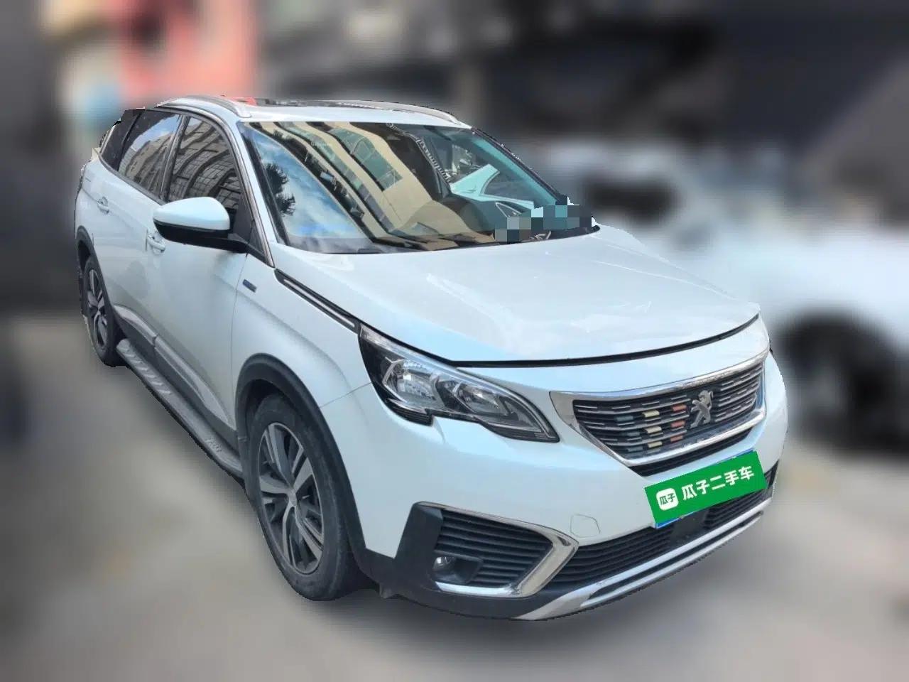 Peugeot 5008 2017 350THP 5-Seat Elite Edition — миниатюра 3