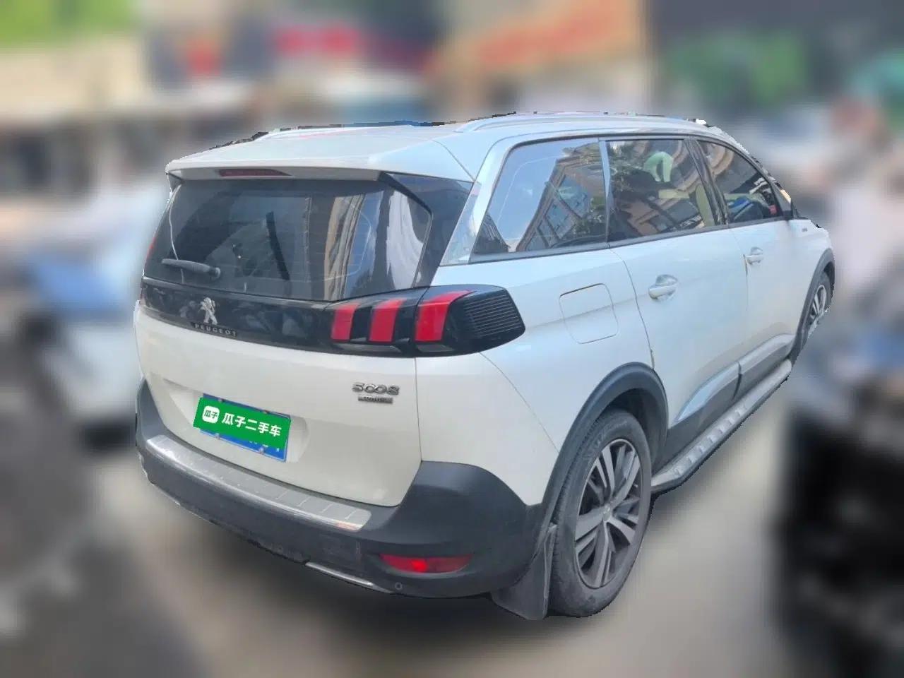 Peugeot 5008 2017 350THP 5-Seat Elite Edition — миниатюра 6