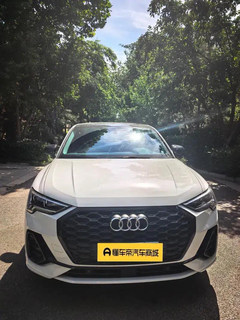 Audi Q3 Sportback 2022 40 TFSI Fashion Edition — миниатюра 2