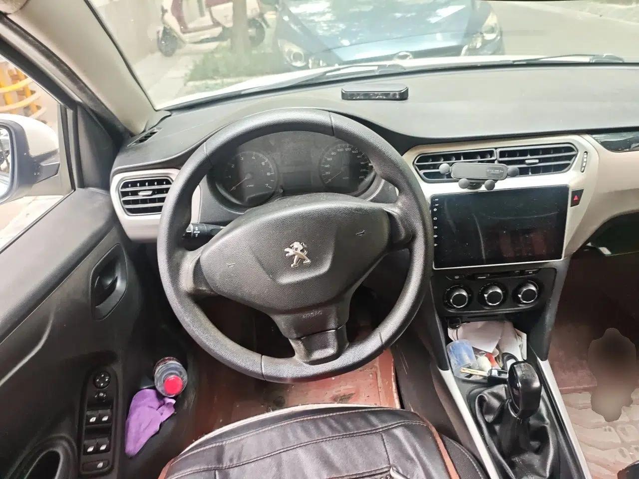 Peugeot 301 2018 1.6L Manual Comfort Edition — миниатюра 10