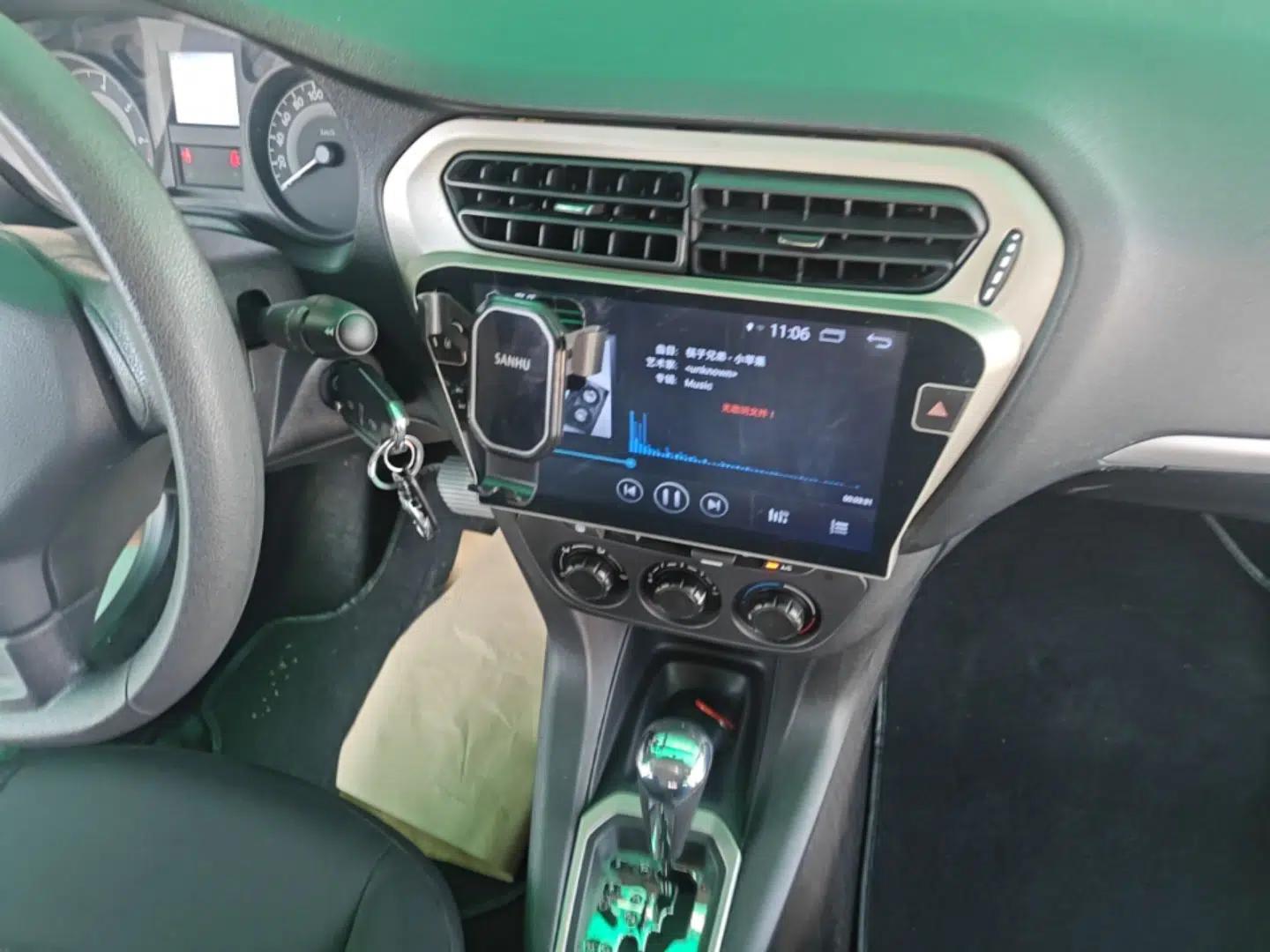 Peugeot 301 2014 1.6L Automatic Comfort Edition — миниатюра 15