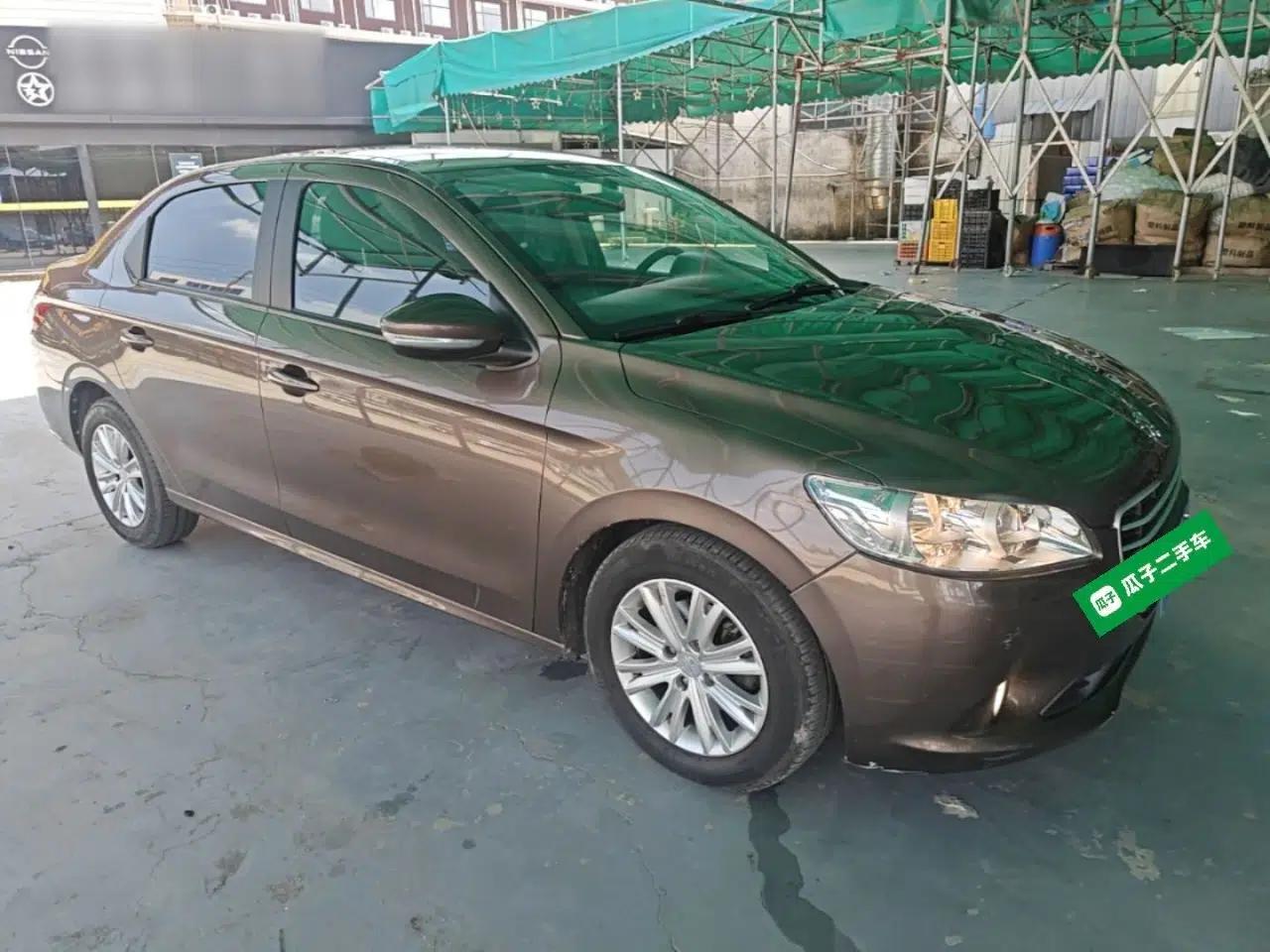 Peugeot 301 2014 1.6L Automatic Comfort Edition — миниатюра 3