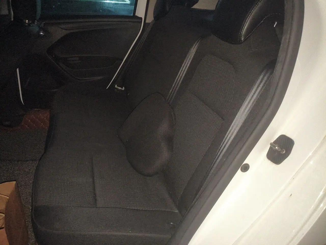 Peugeot 301 2014 1.6L Automatic Comfort Edition — миниатюра 17