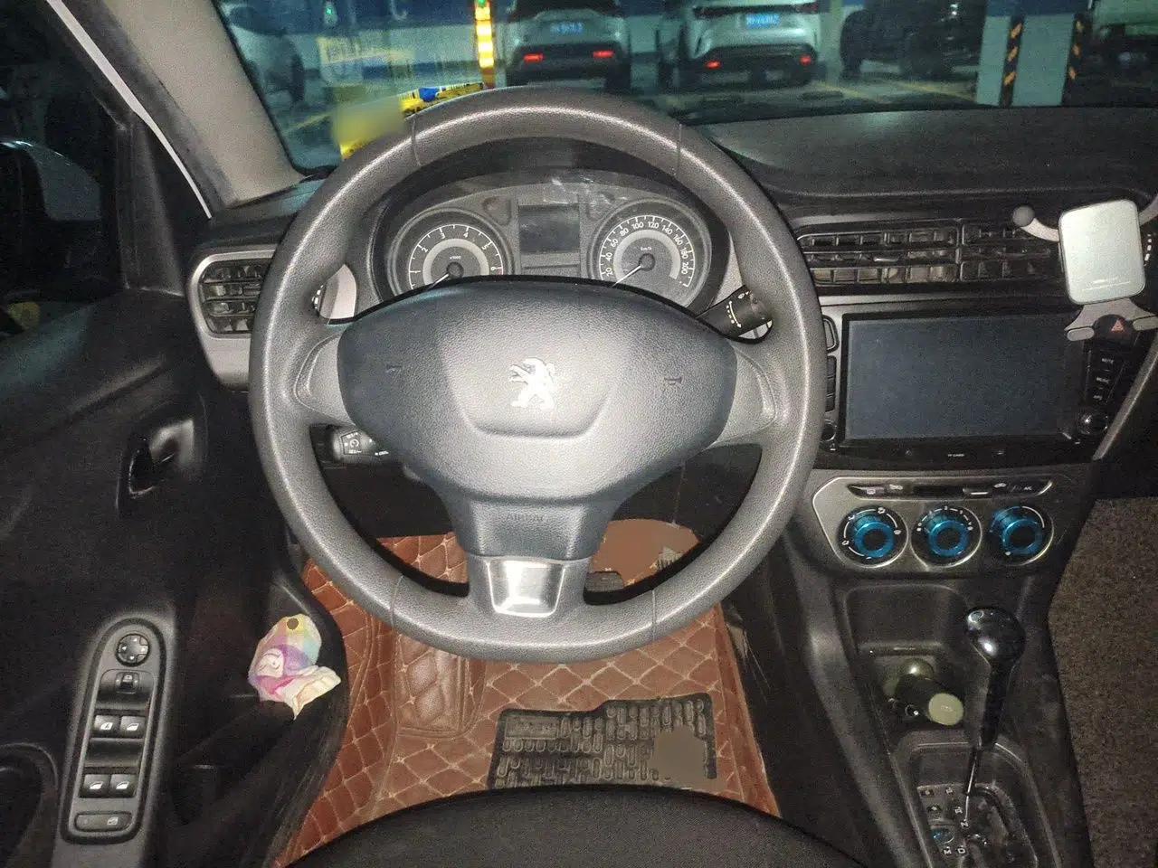 Peugeot 301 2014 1.6L Automatic Comfort Edition — миниатюра 10