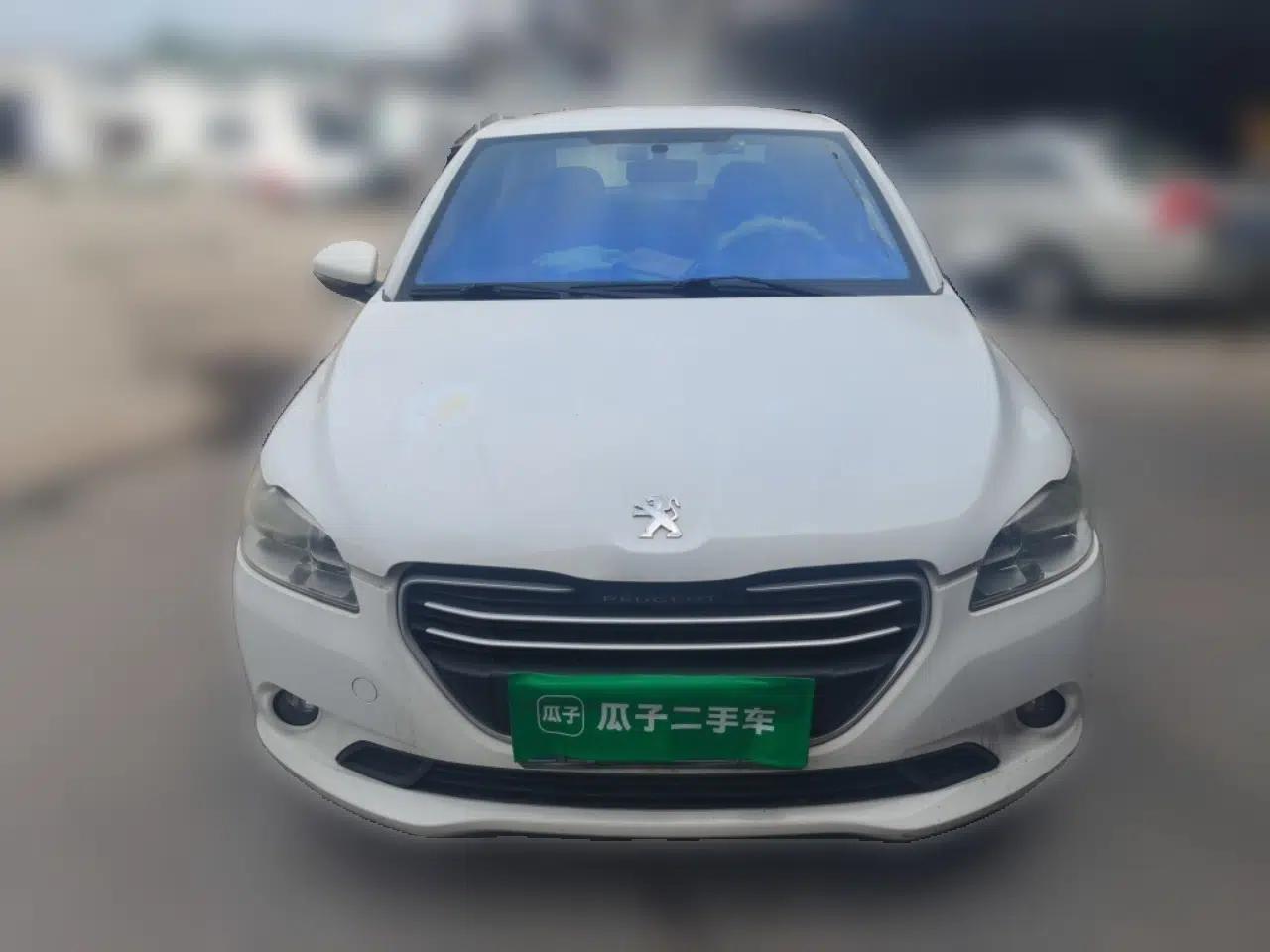 Peugeot 301 2016 1.6L Manual Comfort Edition — миниатюра 2