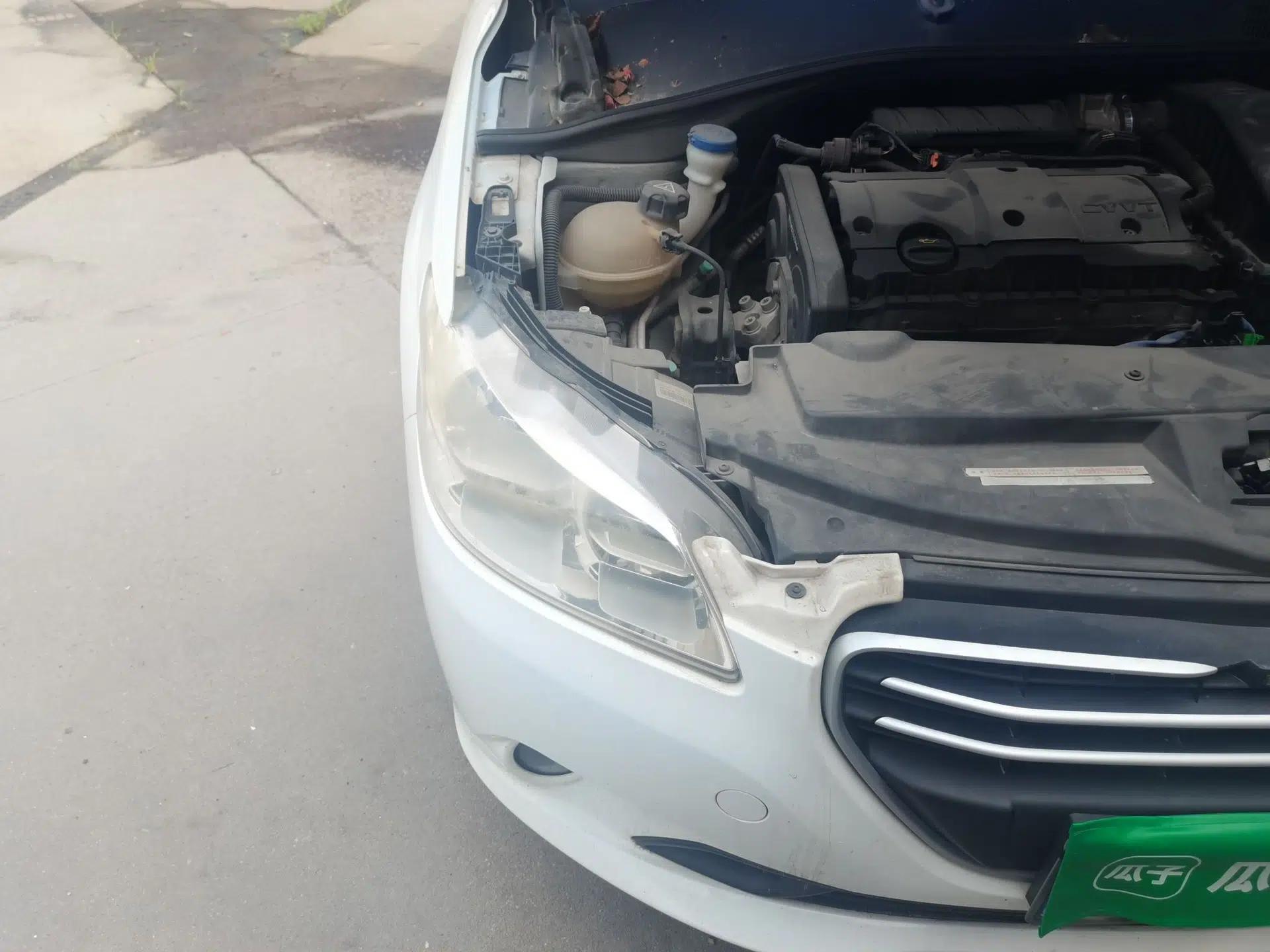 Peugeot 301 2016 1.6L Manual Comfort Edition — миниатюра 7