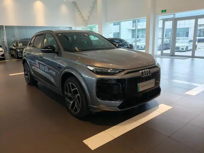 Audi Q6L e-tron 2026 First Edition — миниатюра 2