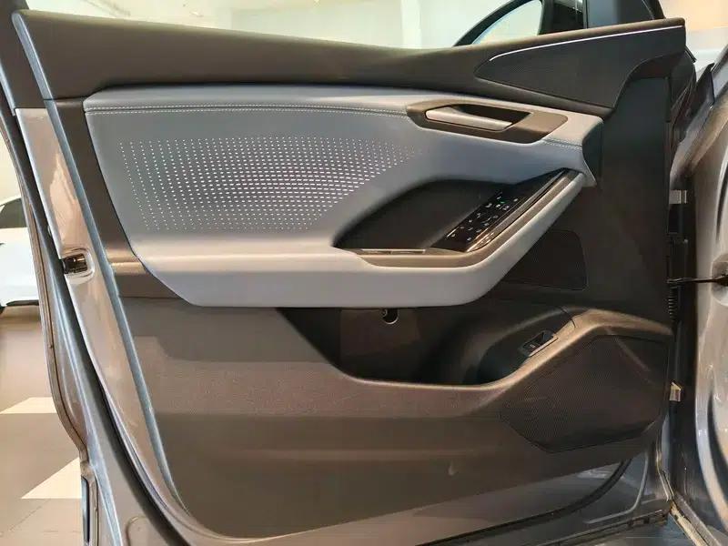 Audi Q6L e-tron 2026 First Edition — миниатюра 7