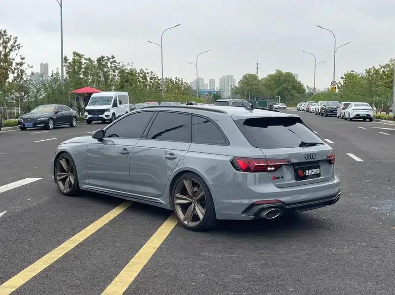 2022 Audi RS 4 RS4 2.9T Avant Dark Gold Edition — миниатюра 4