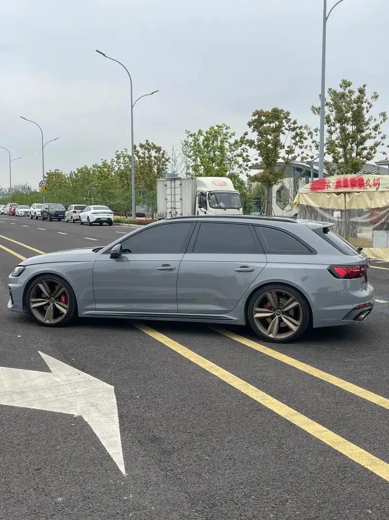 2022 Audi RS 4 RS4 2.9T Avant Dark Gold Edition — миниатюра 8