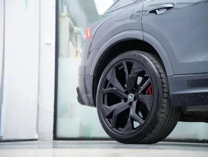 2021 Audi RS Q8 4.0T — миниатюра 31