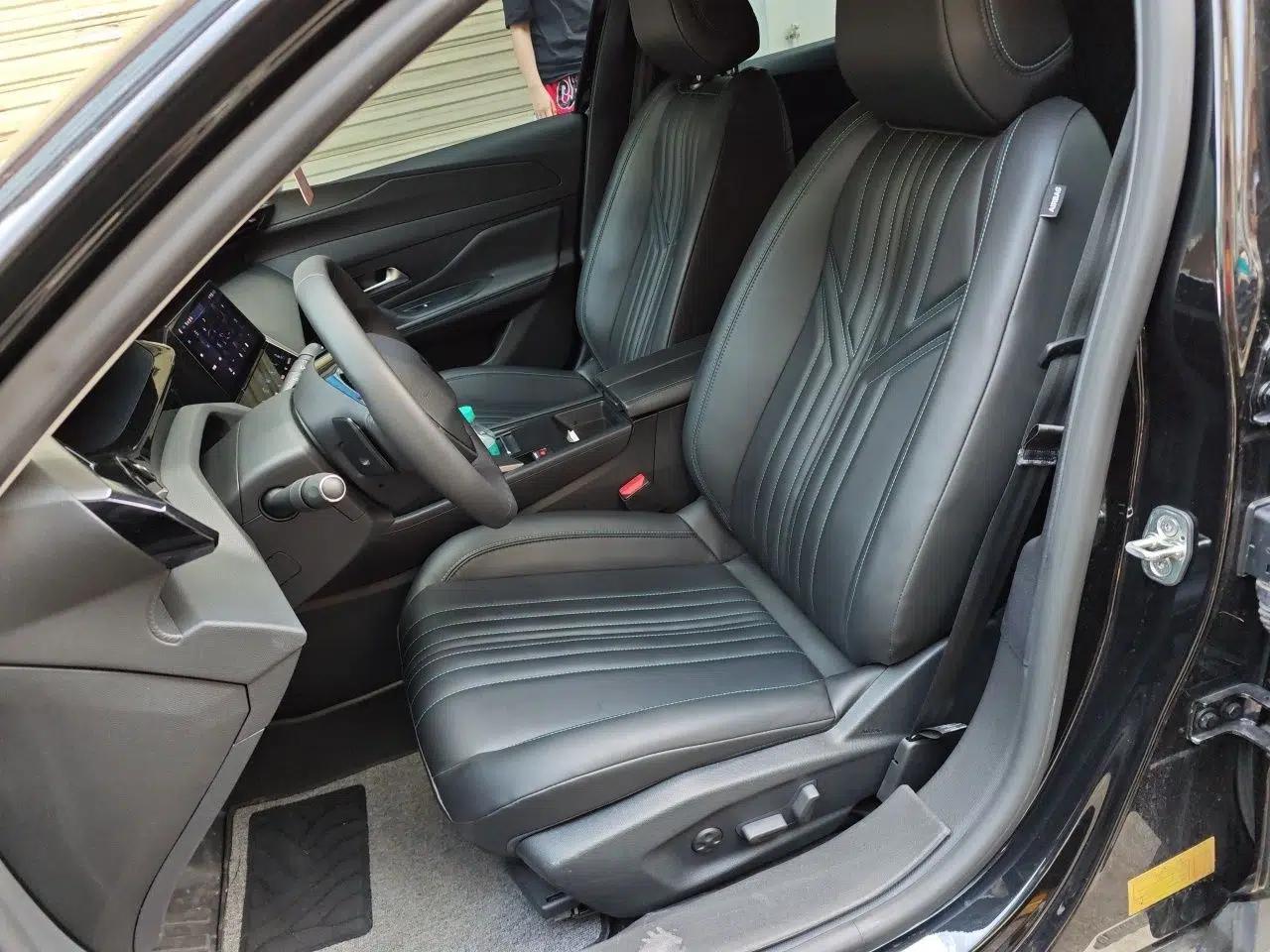 Peugeot 408X 2023 Charm Version — миниатюра 15