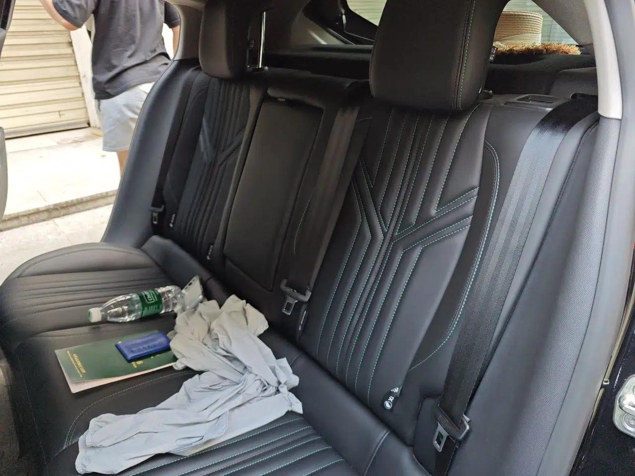 Peugeot 408X 2023 Charm Version — миниатюра 17