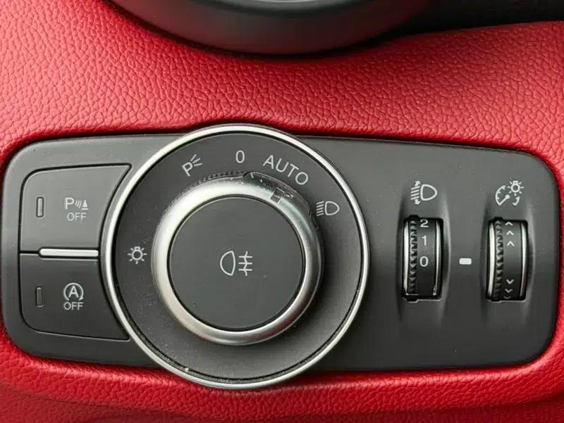 Giulia Juliet 2017 2.0T 200HP Luxury Edition — миниатюра 13