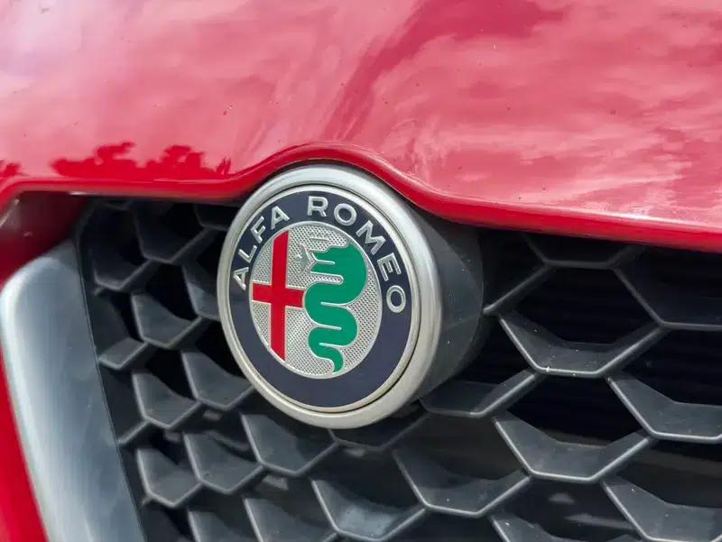 Giulia Juliet 2017 2.0T 200HP Luxury Edition — миниатюра 16