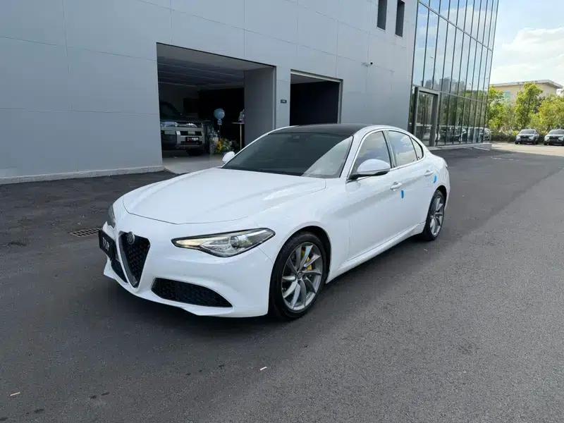 Giulia Juliet 2020 2.0T 280HP Luxury Edition — миниатюра 1