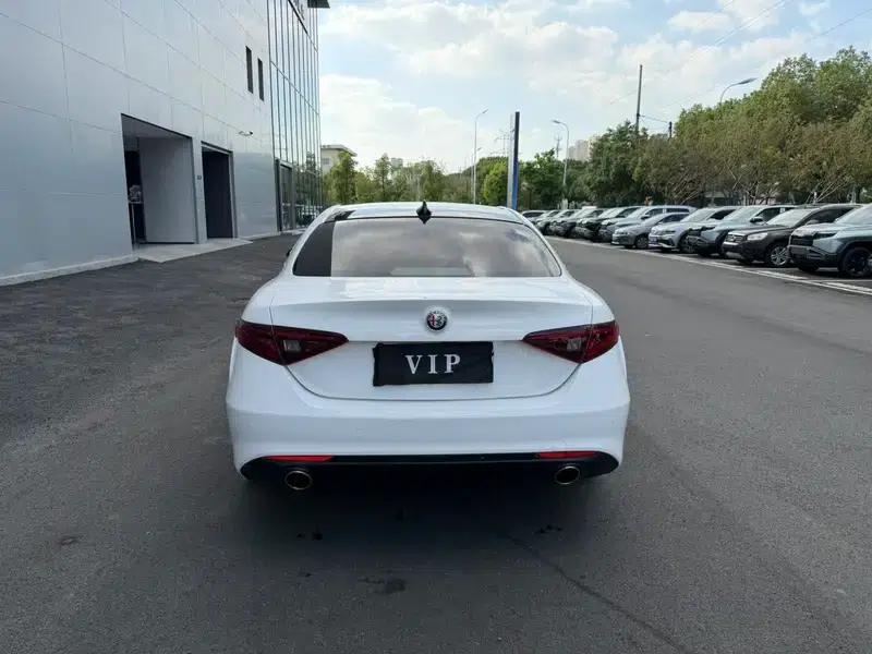Giulia Juliet 2020 2.0T 280HP Luxury Edition — миниатюра 5
