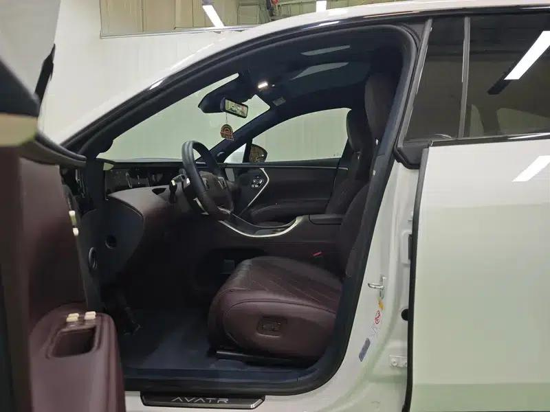 Avita 11 2025 Ultra Rear-Wheel Drive Extended Range — миниатюра 17