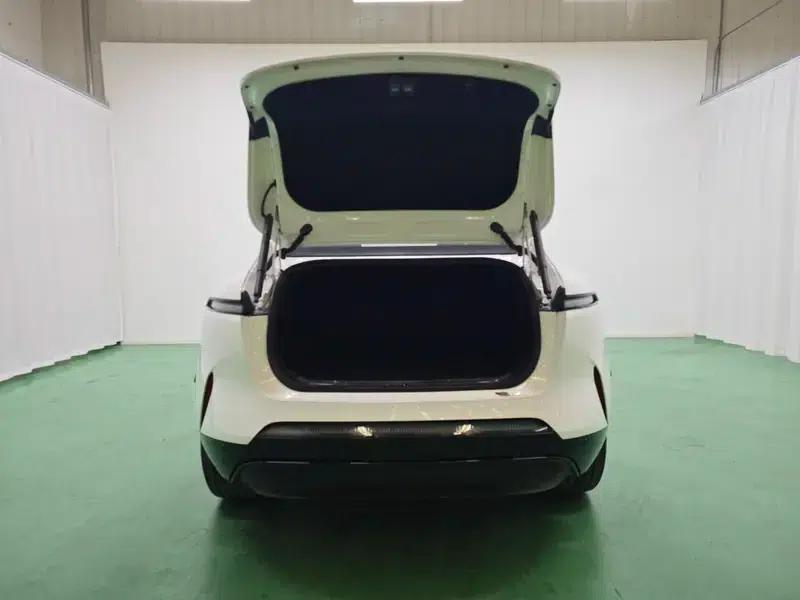 Avita 11 2025 Ultra Rear-Wheel Drive Extended Range — миниатюра 20