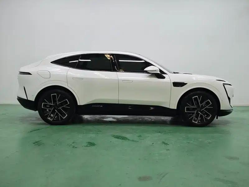 Avita 11 2025 Ultra Rear-Wheel Drive Extended Range — миниатюра 8